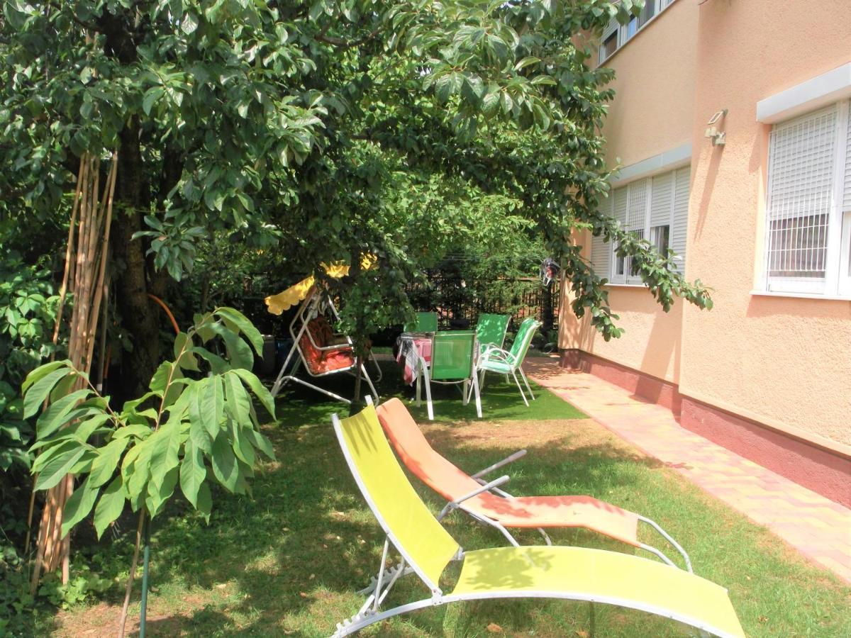 Big Apartman Hajduszoboszlo Exterior photo